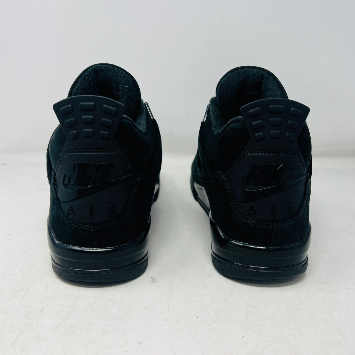 Jordan 4 Retro Black Cat (2025)