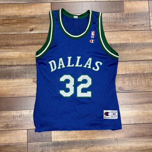 Vintage Dallas Mavericks Jamal Mashburn preowned champion basketball jersey