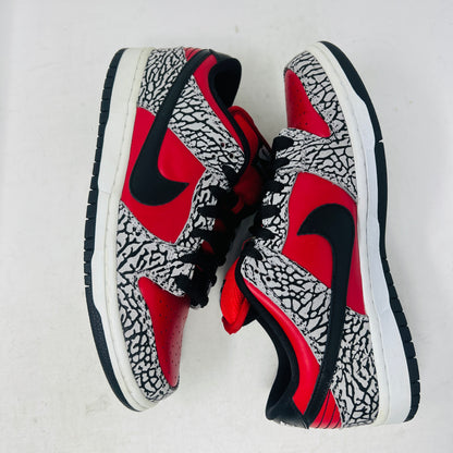 Nike SB Dunk Low Supreme Red Cement (2012)