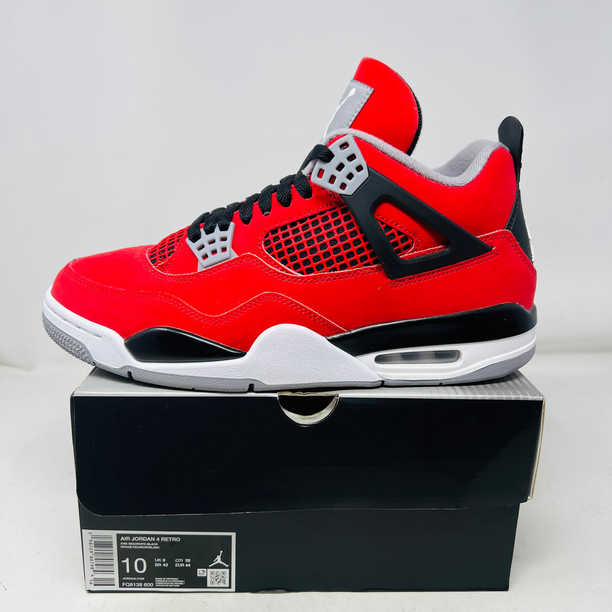 Jordan 4 Retro Toro Bravo (2026)