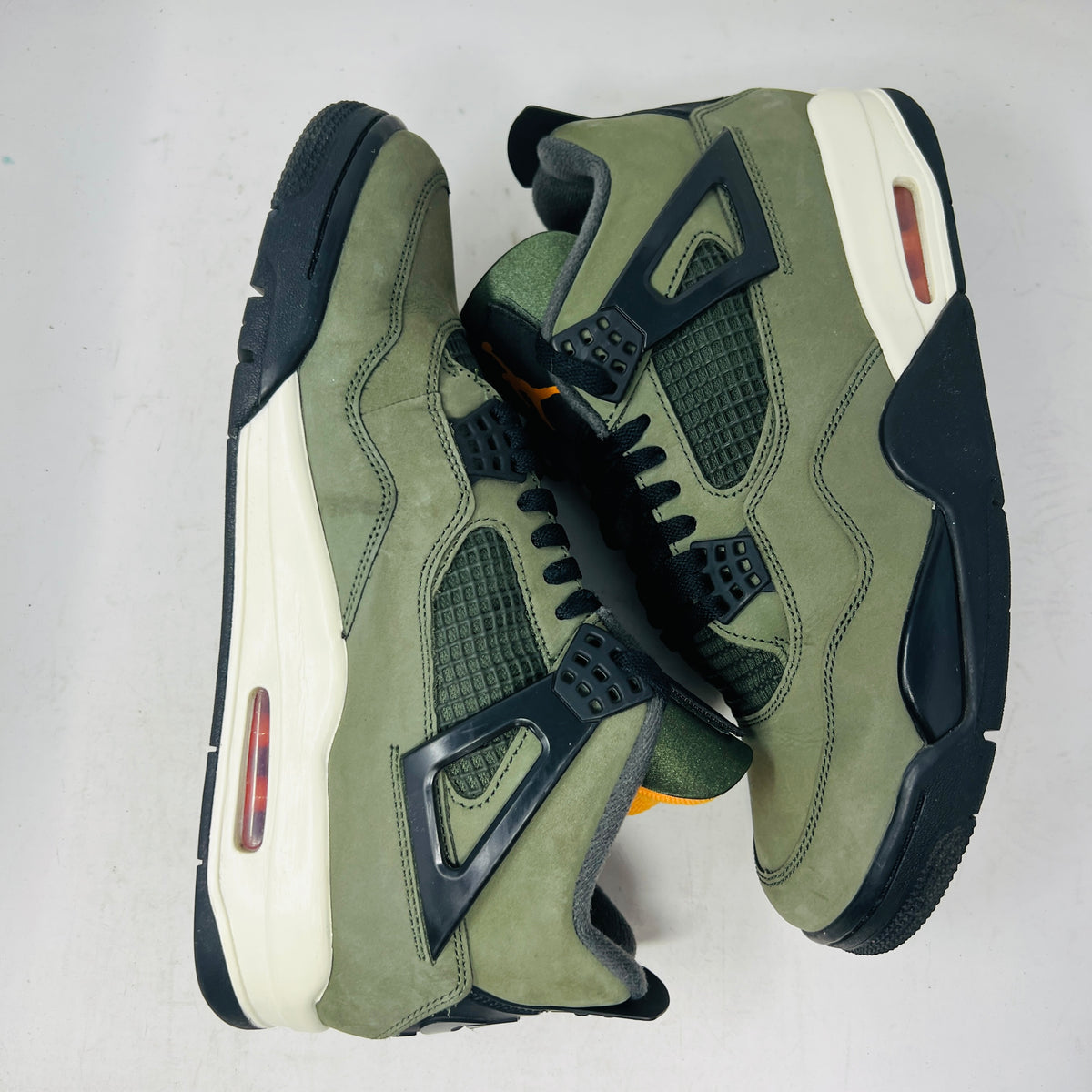 Jordan 4 Retro OG SP Undefeated (2025)