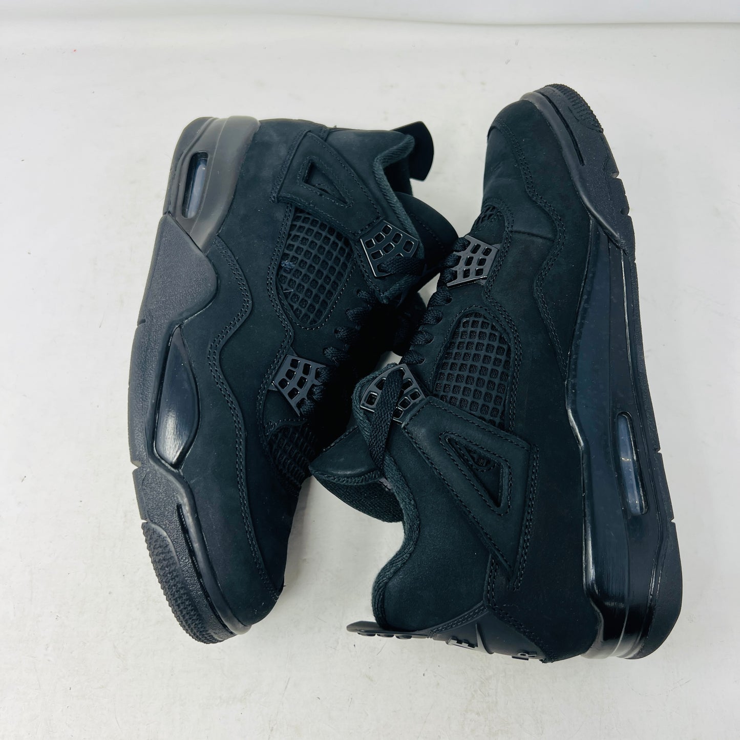 Jordan 4 Retro Black Cat (2025)