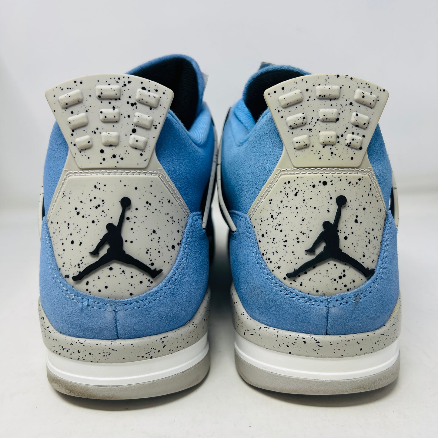 Jordan 4 Retro University Blue