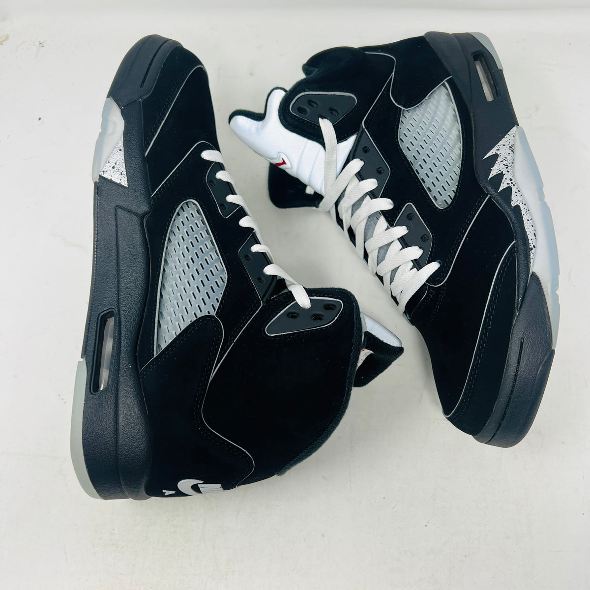 Jordan 5 Retro OG Black Metallic Reimagined