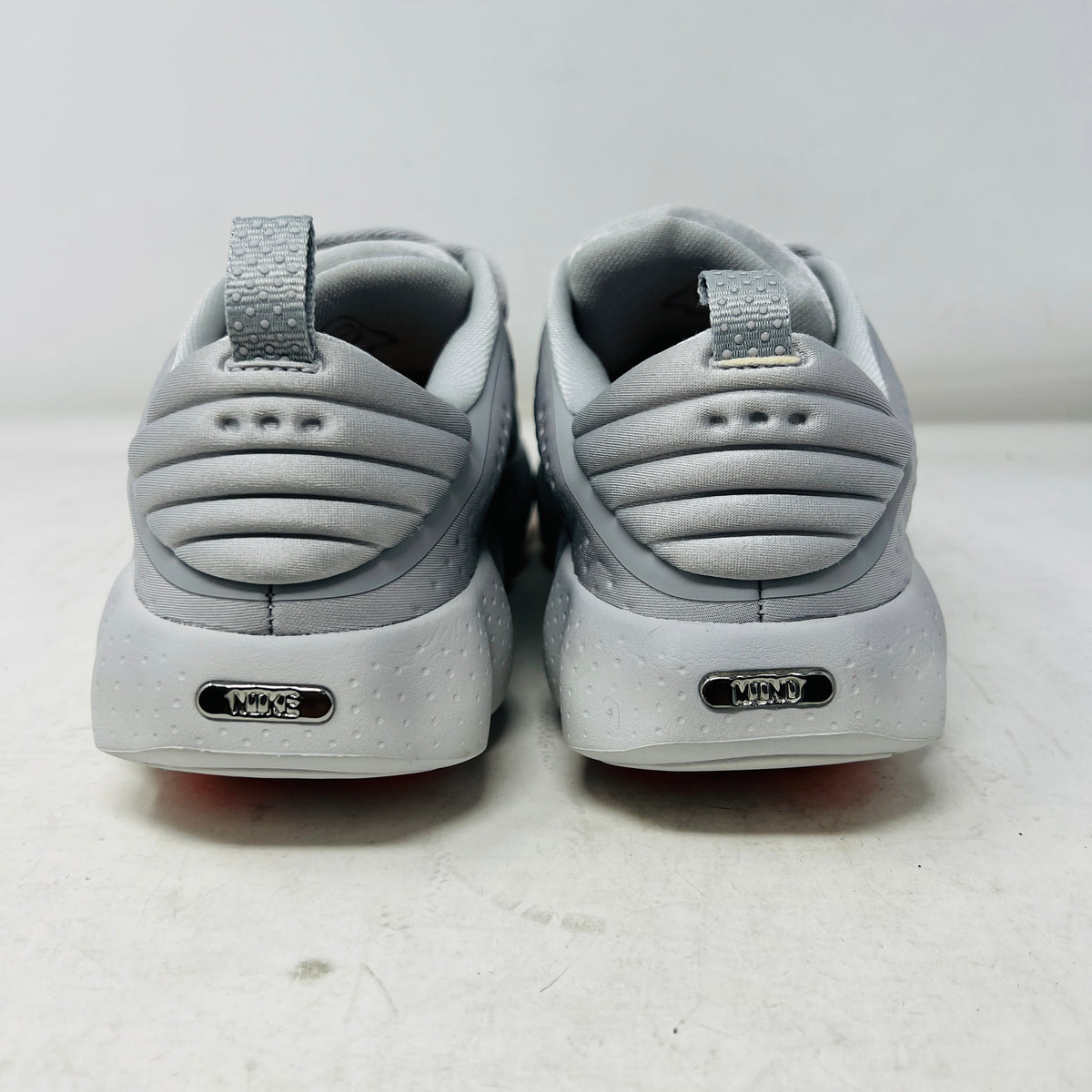 Nike Mind 002 Light Smoke Grey