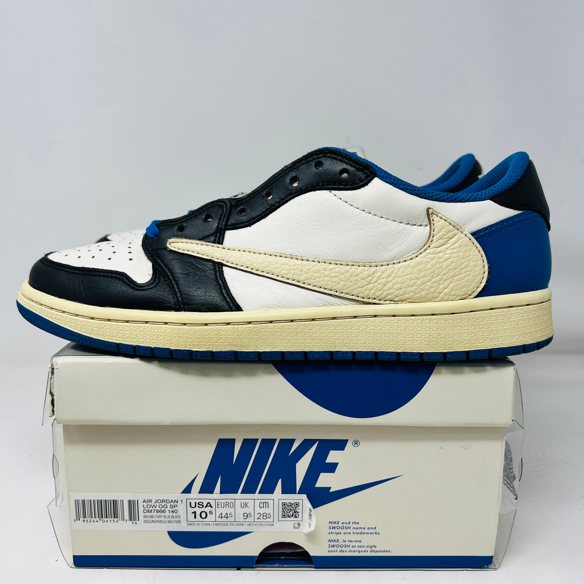 Jordan 1 Retro Low OG SP Fragment x Travis Scott