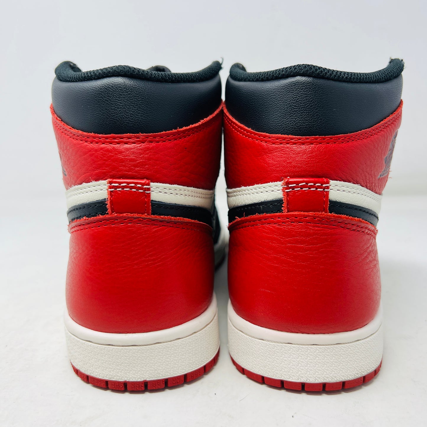 Jordan 1 Retro High Bred Toe