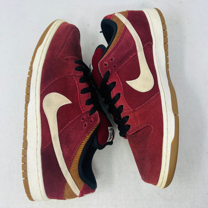 Nike SB Dunk Low Corduroy Team Red