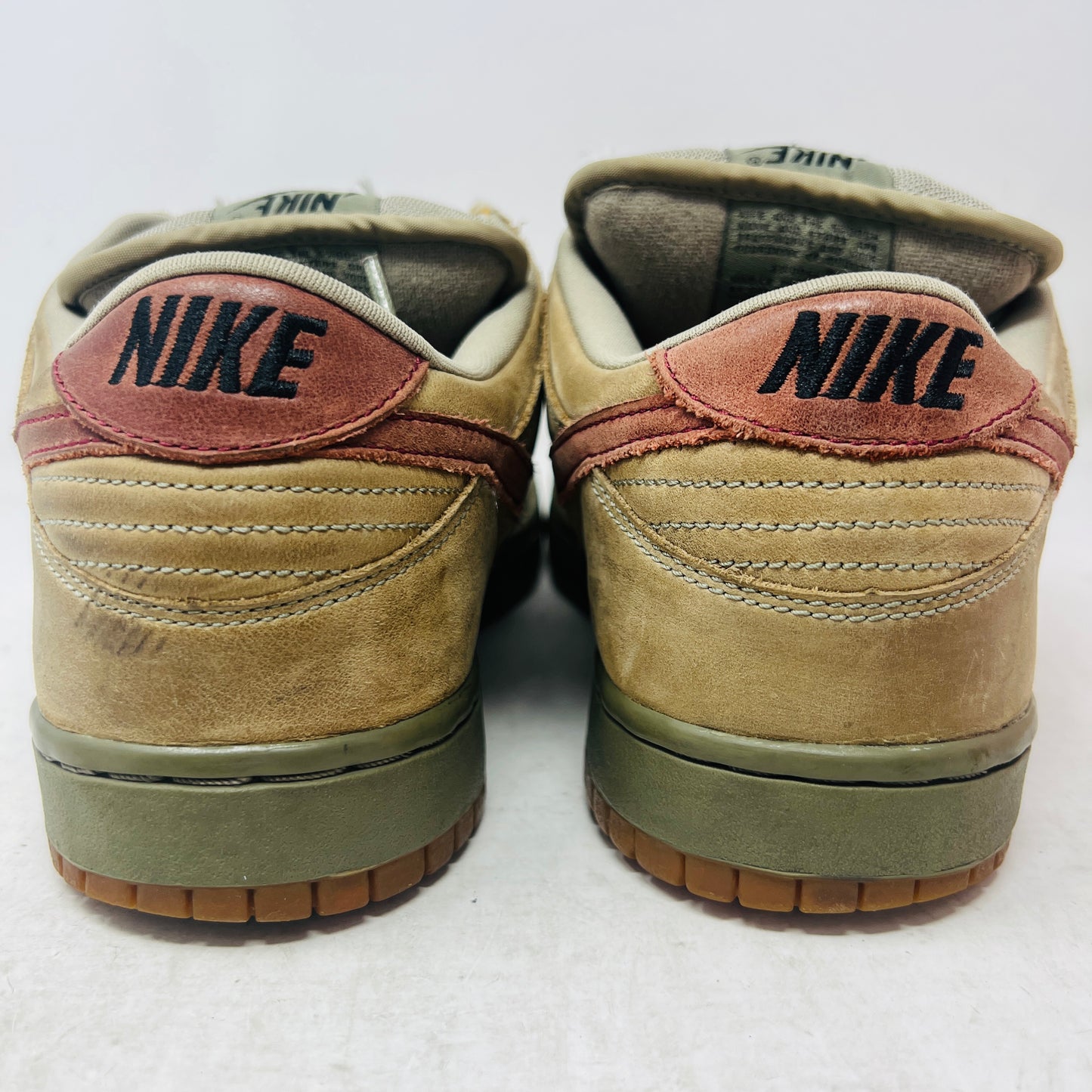 Nike SB Dunk Low Grit Team Red