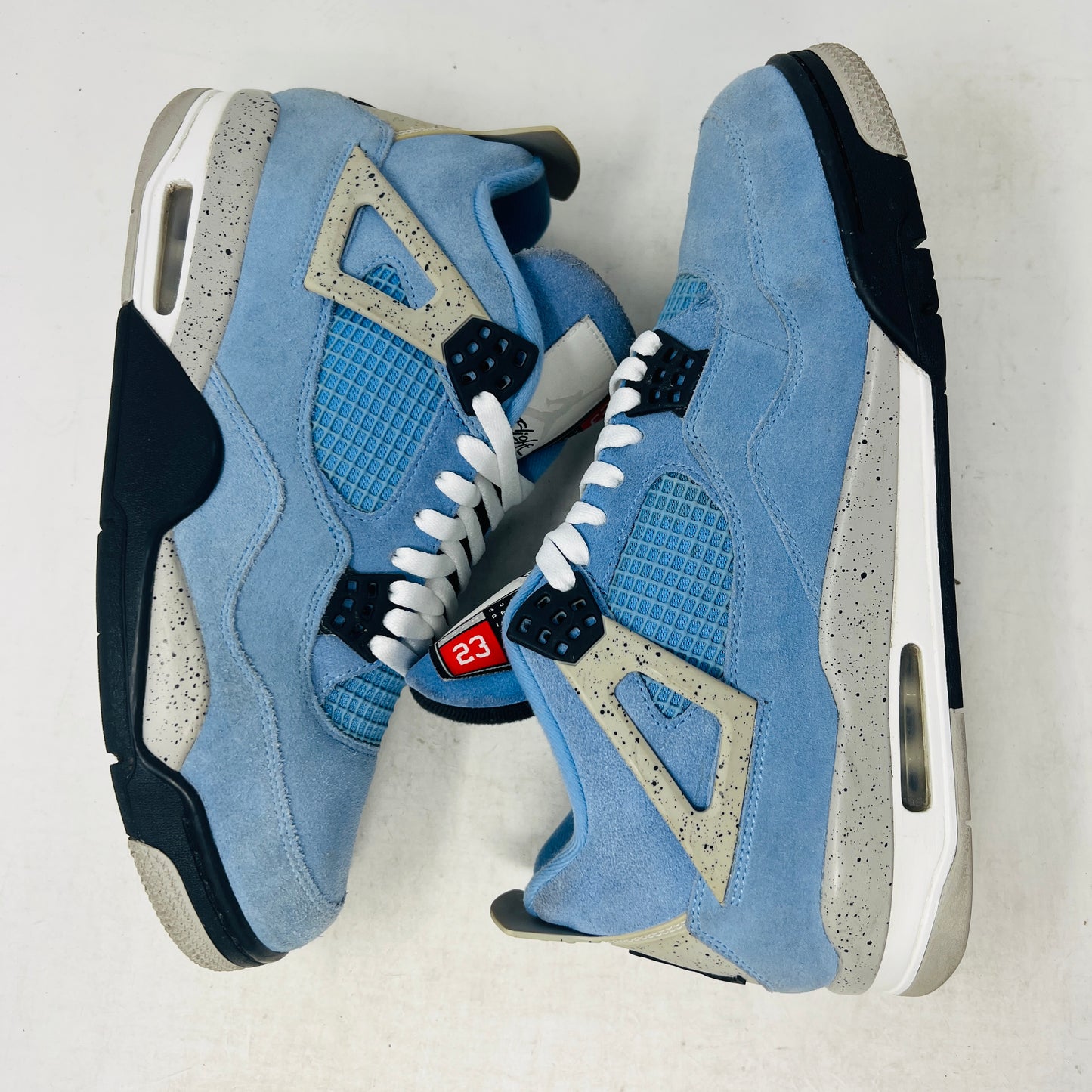 Jordan 4 Retro University Blue