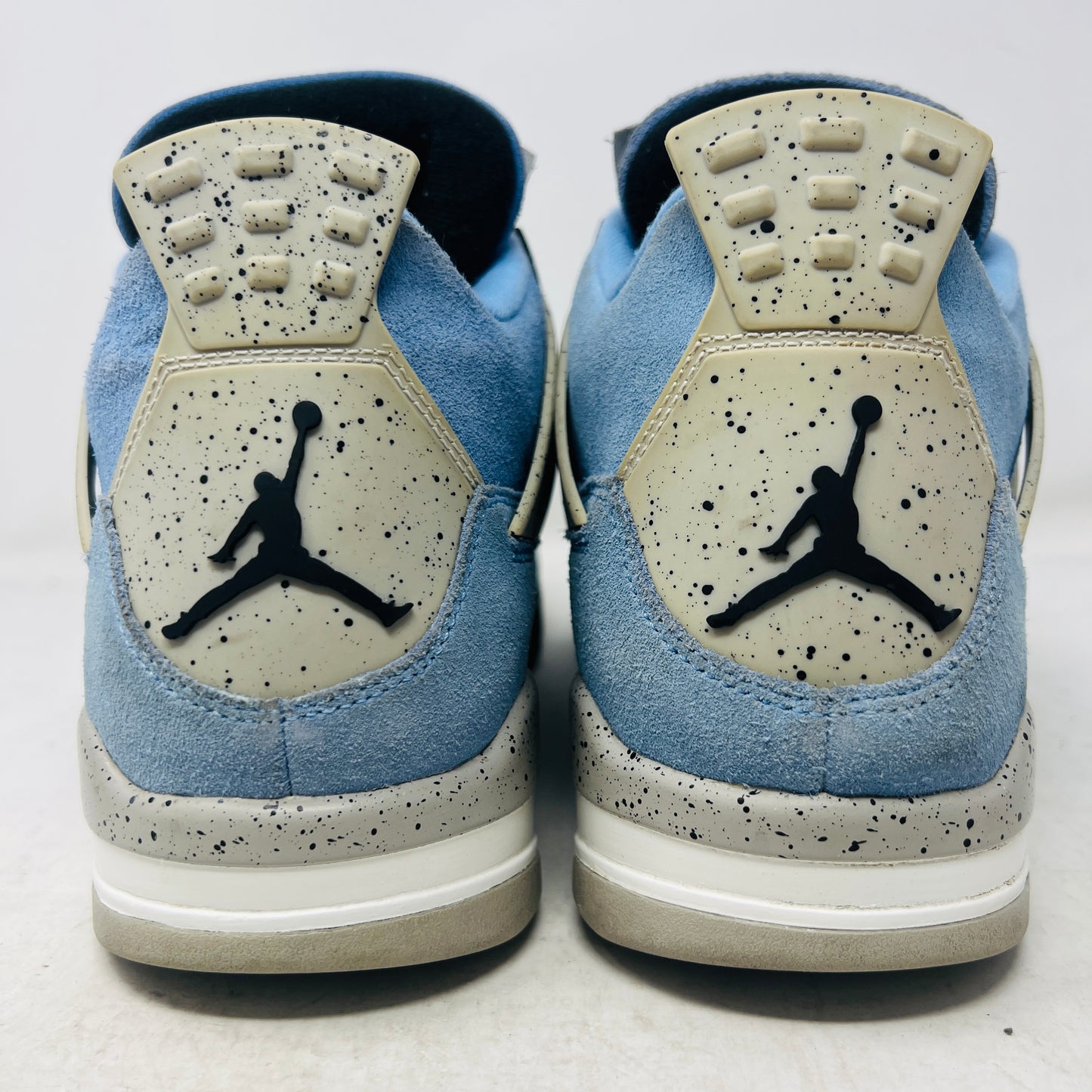 Jordan 4 Retro University Blue