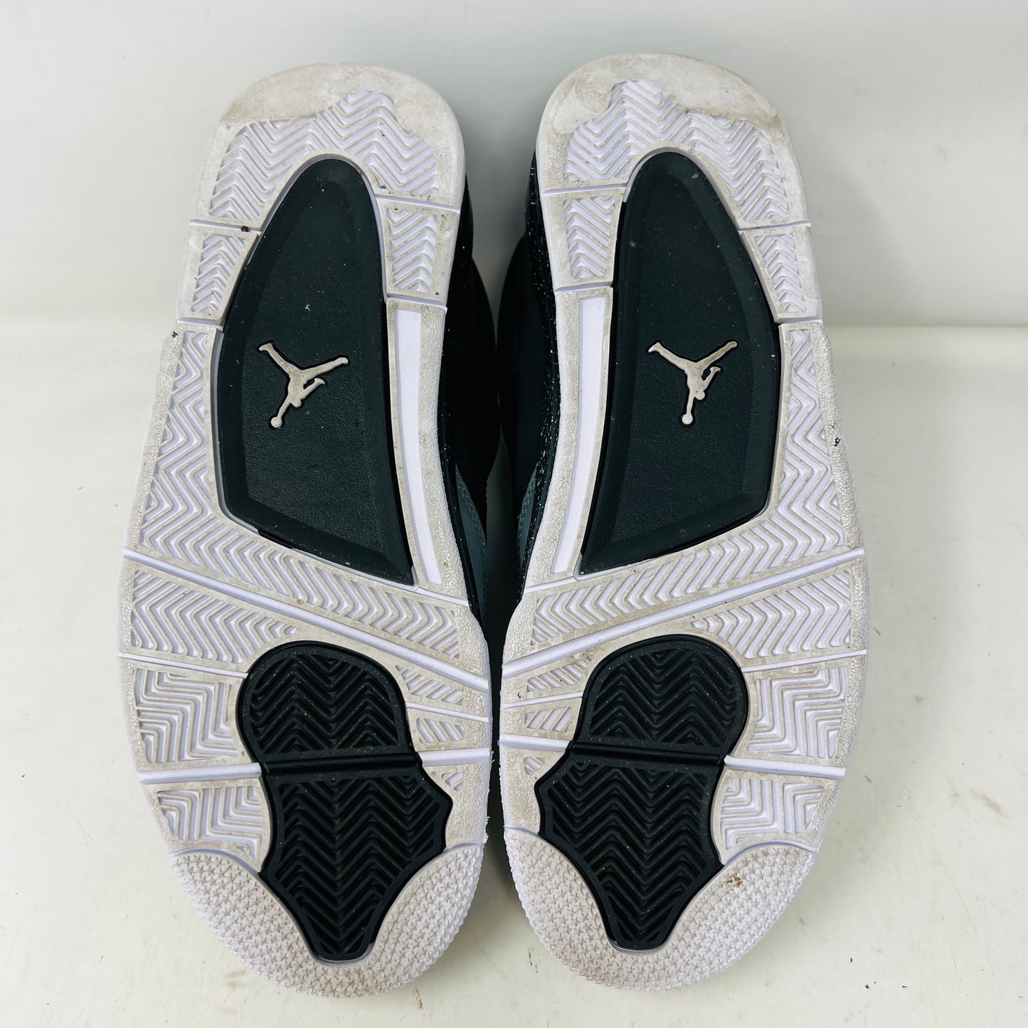 Jordan 4 Retro Fear (2024)