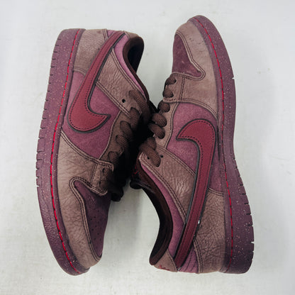Nike SB Dunk Low City of Love Burgundy Crush