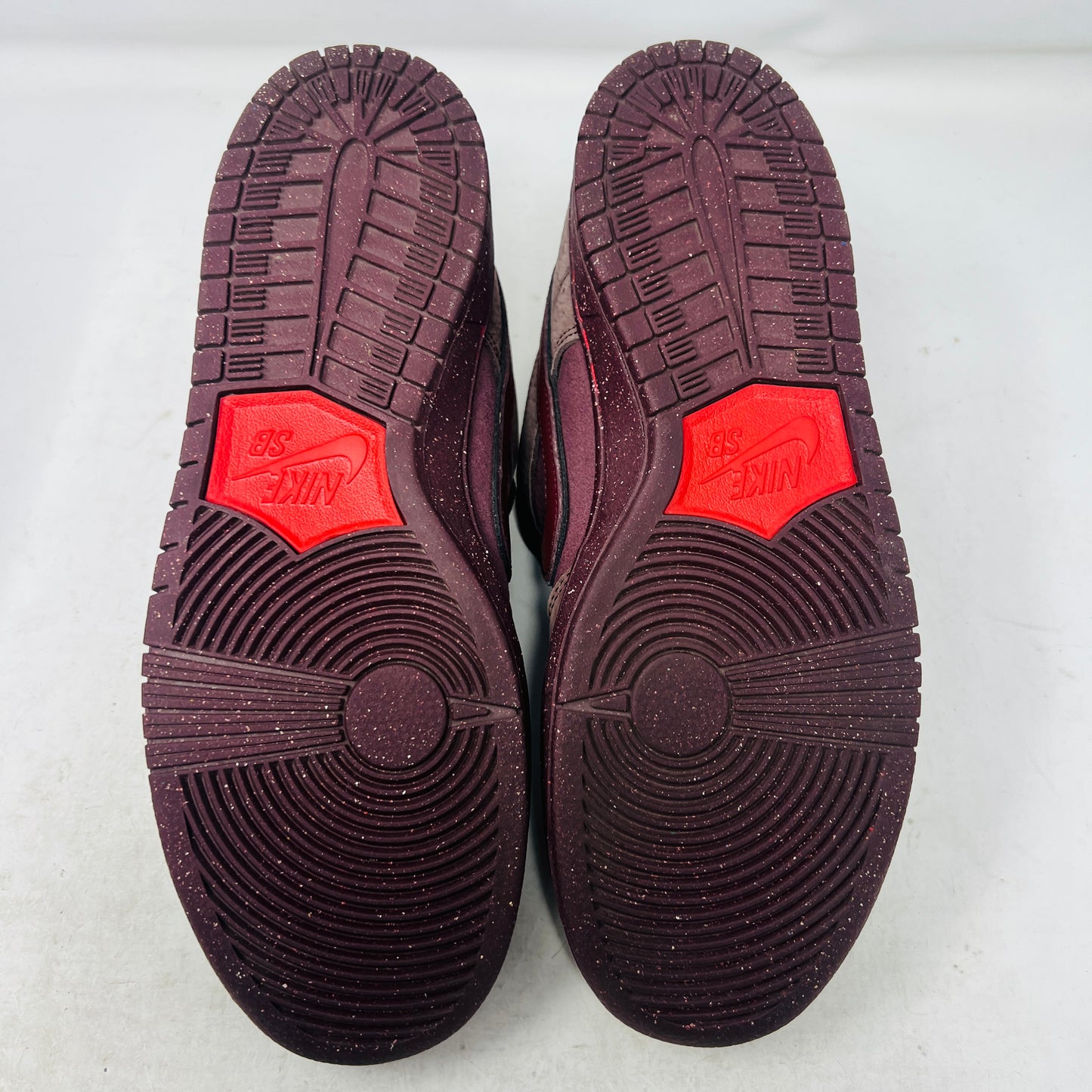 Nike SB Dunk Low City of Love Burgundy Crush