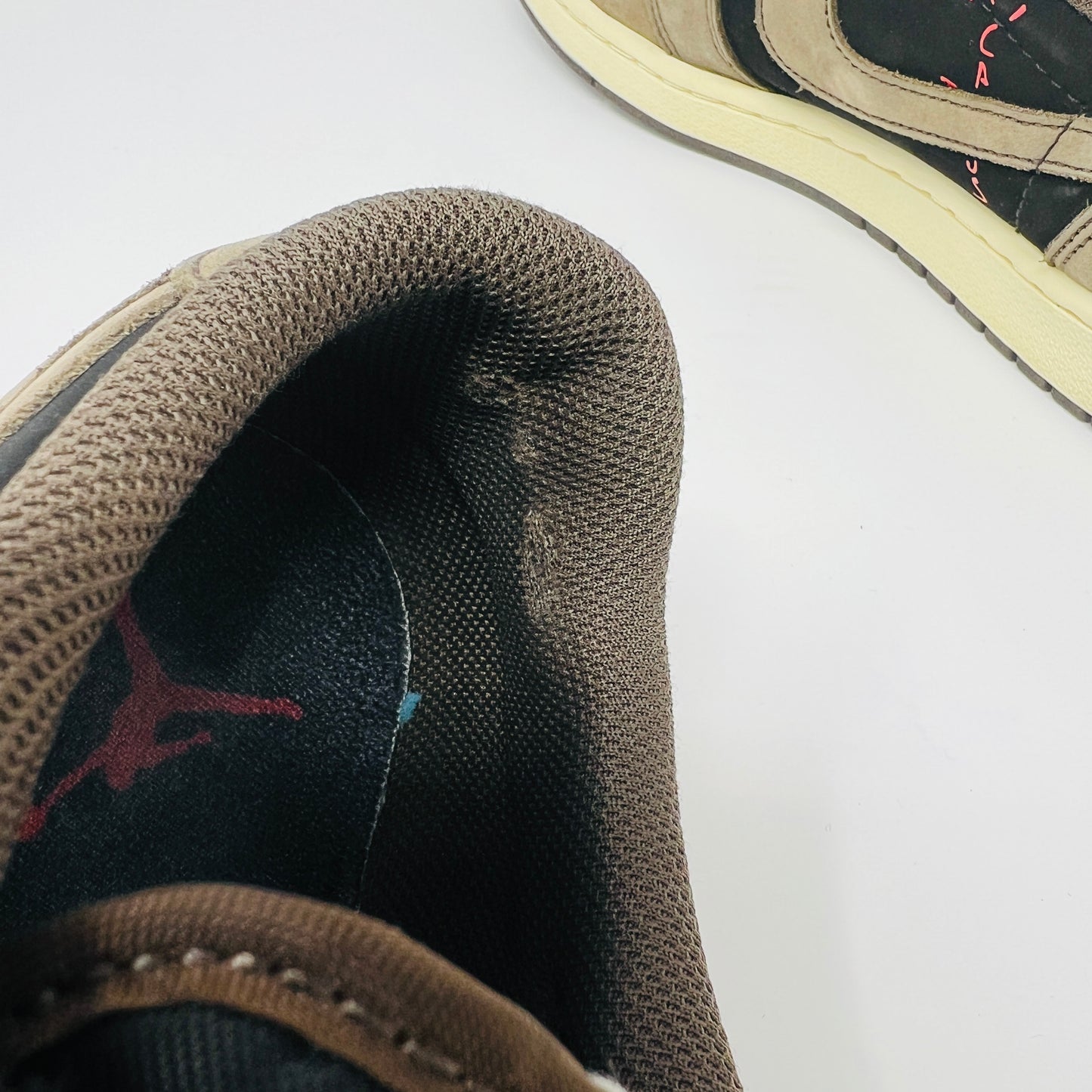 Jordan 1 Retro Low OG SP Travis Scott Mocha