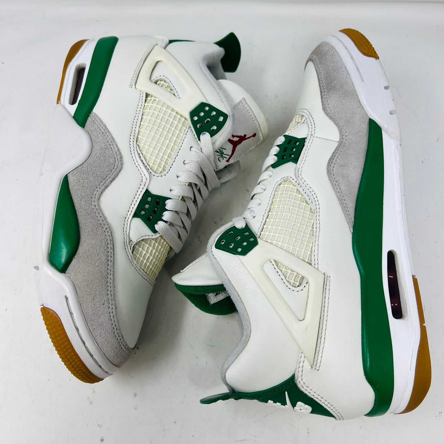 Jordan 4 Retro SB Pine Green