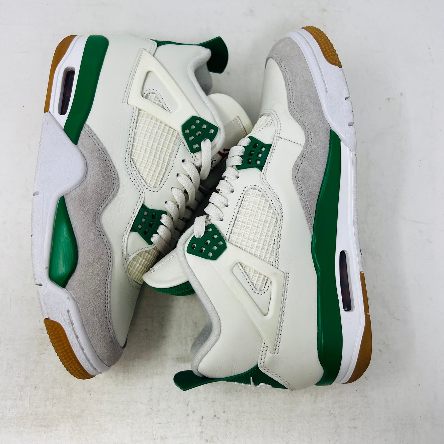 Jordan 4 Retro SB Pine Green