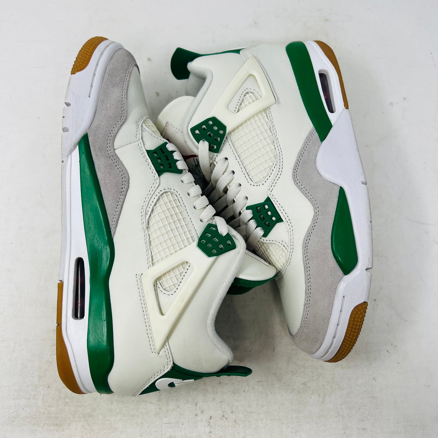Jordan 4 Retro SB Pine Green