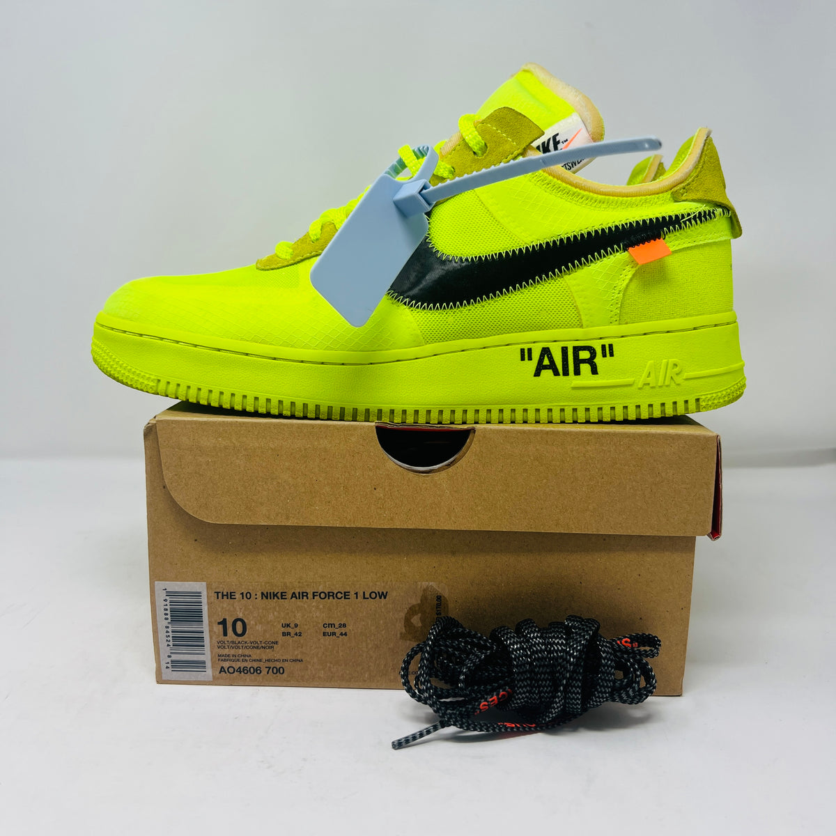 Nike Air Force 1 Low Off-White Volt