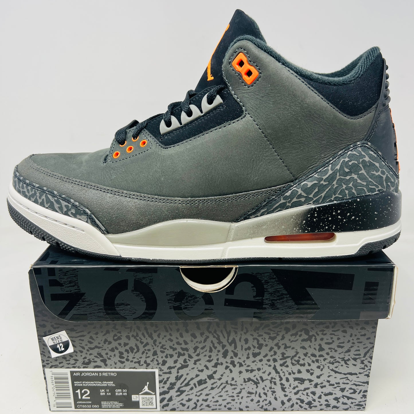 Jordan 3 Retro Fear Pack (2023)
