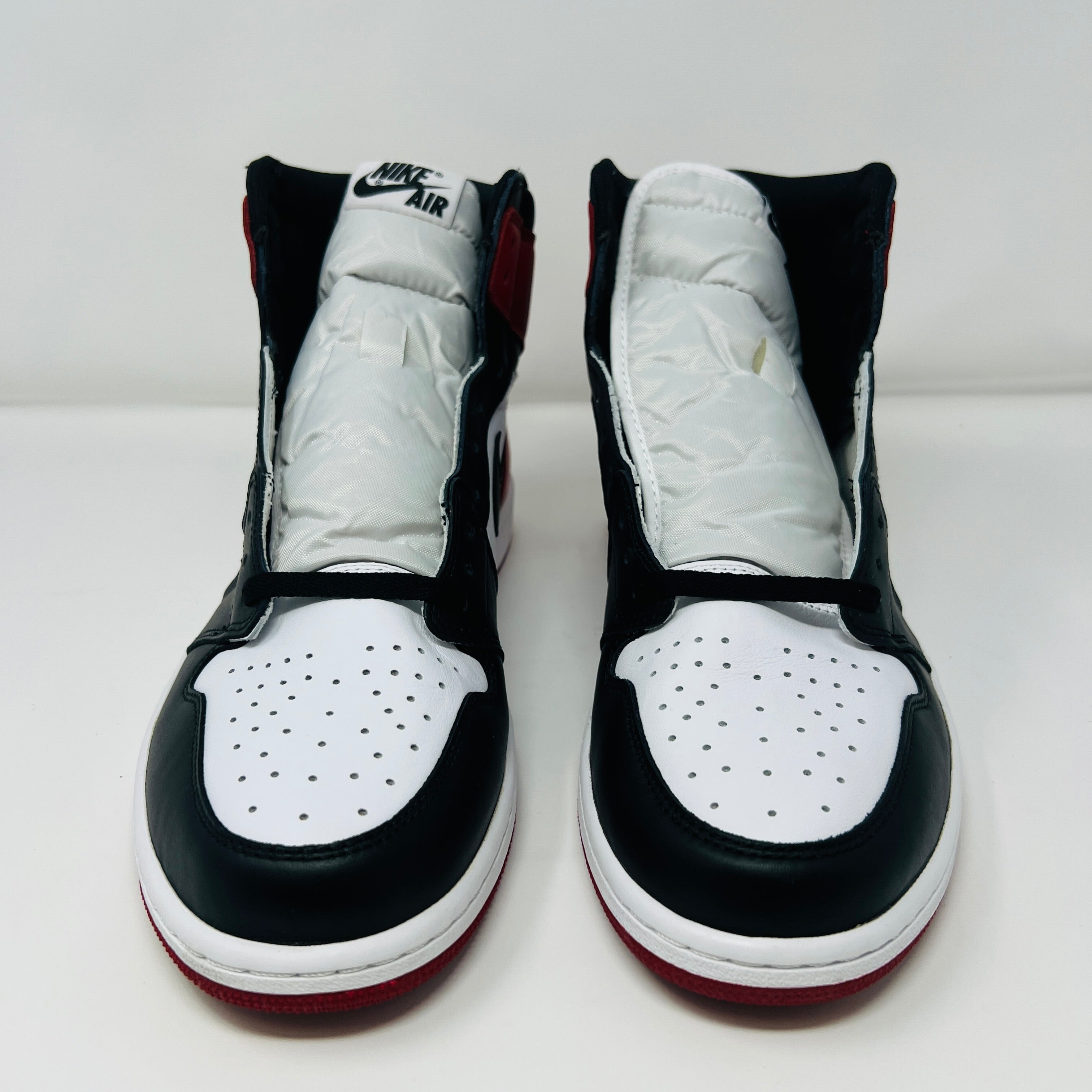 Jordan 1 Retro Black Toe (2016) – Holy Ground