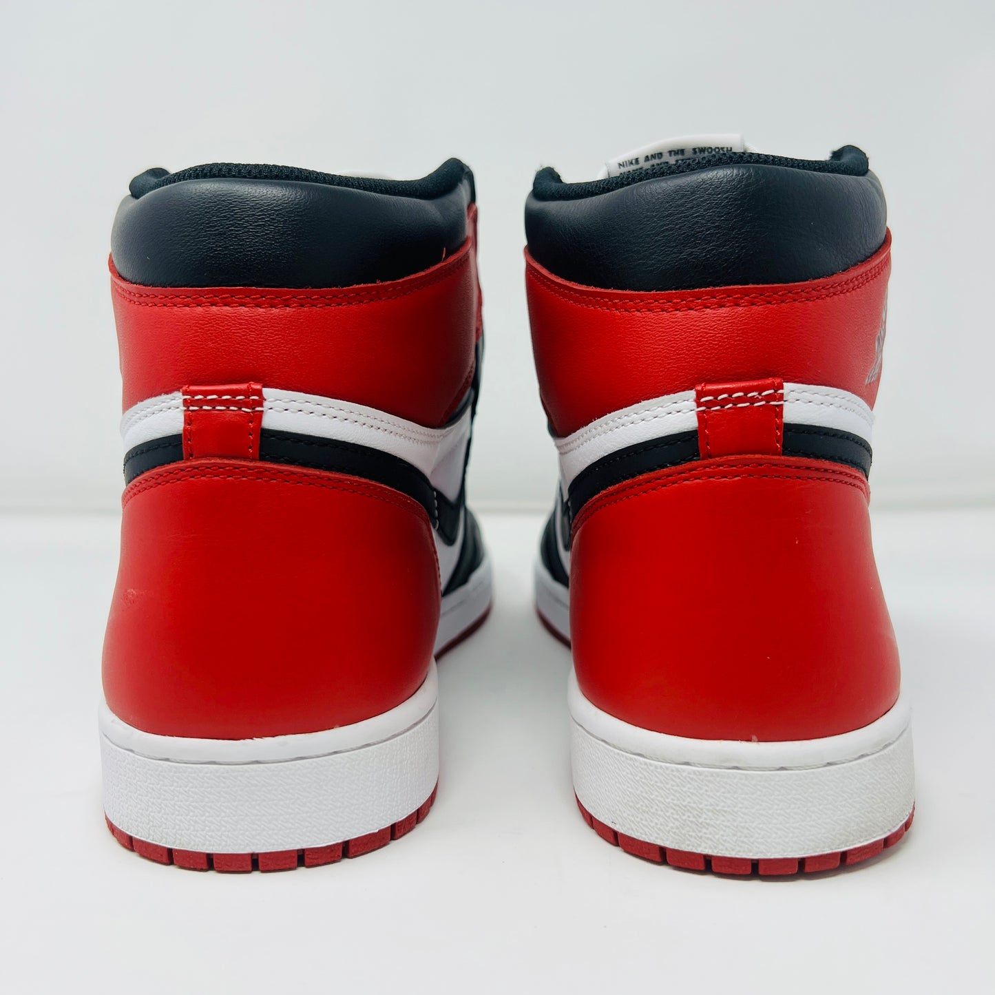 Jordan 1 Retro Black Toe (2016)