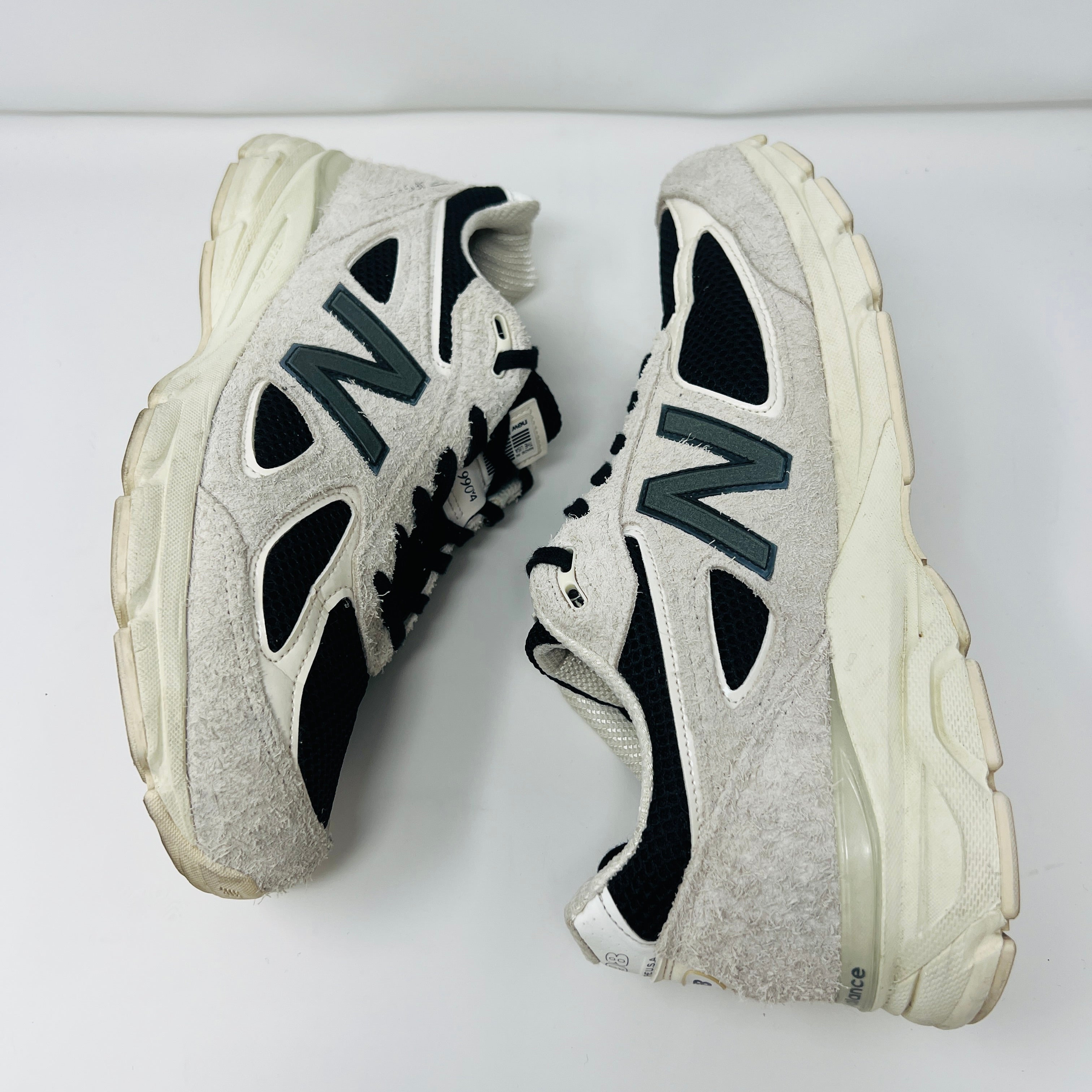 New Balance 990v4 MiUSA Joe Freshgoods 1998 Intro – Holy Ground