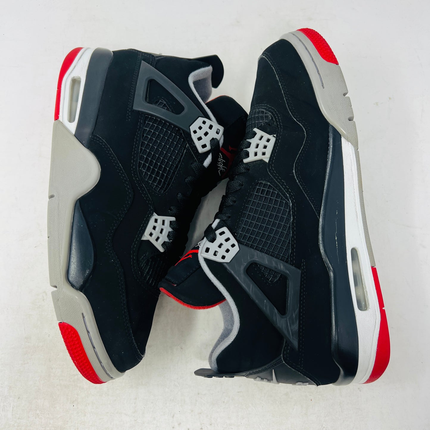 Jordan 4 Retro Bred (2019)
