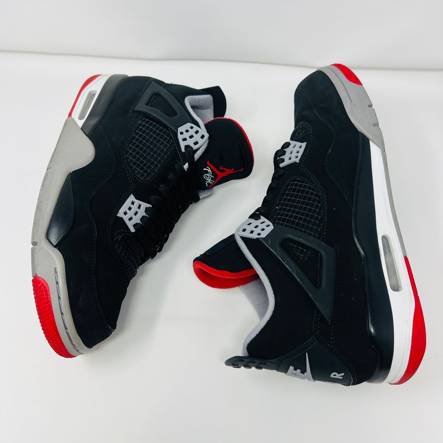 Jordan 4 Retro Bred (2019)