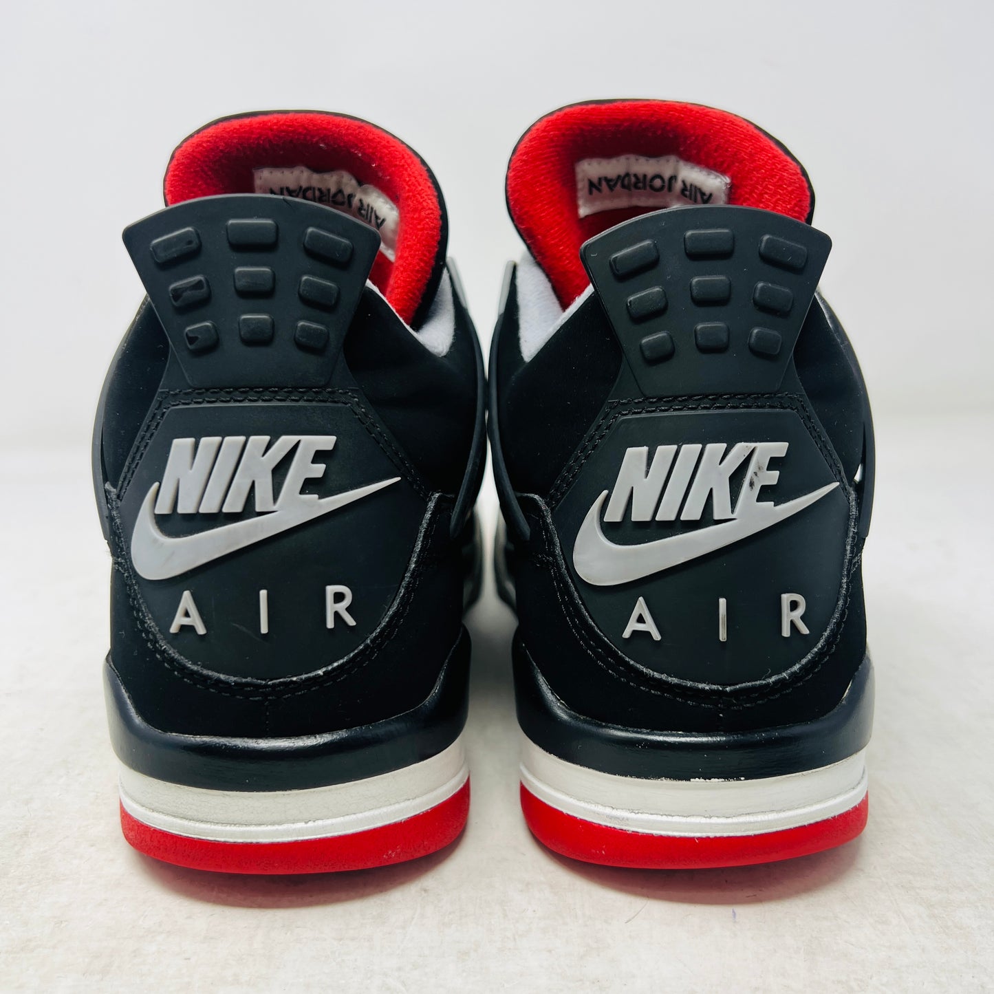 Jordan 4 Retro Bred (2019)