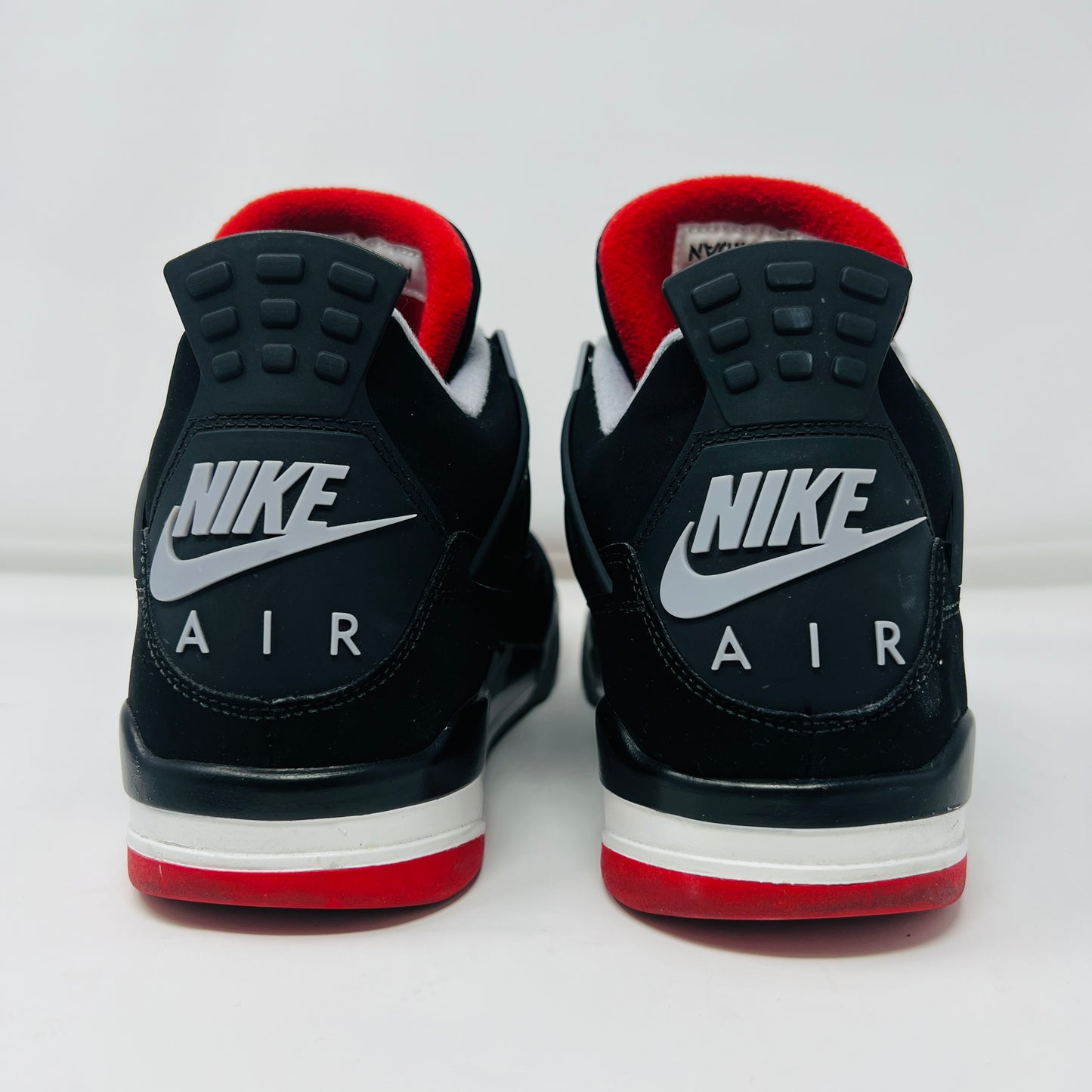 Jordan 4 Retro Bred (2019)
