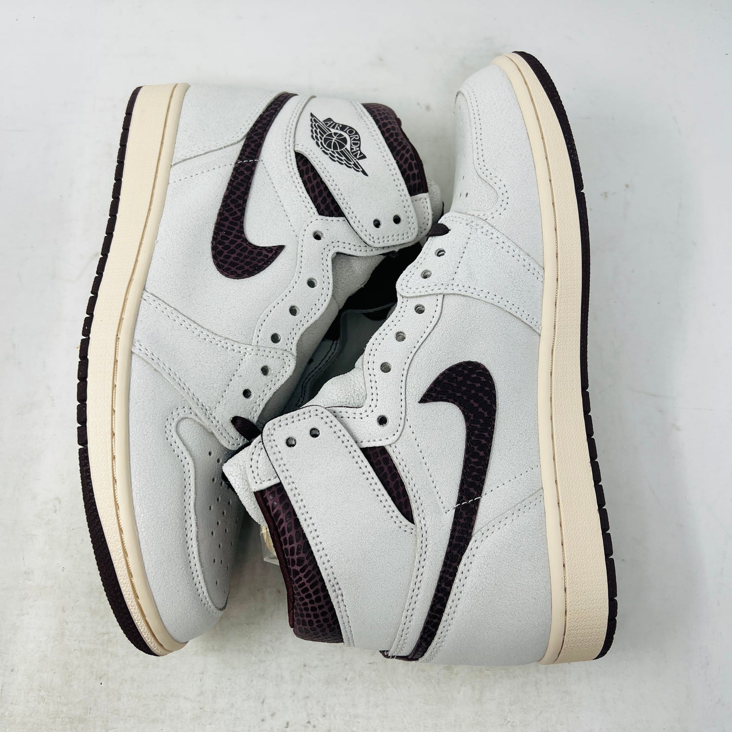 Jordan 1 Retro High OG A Ma Maniére