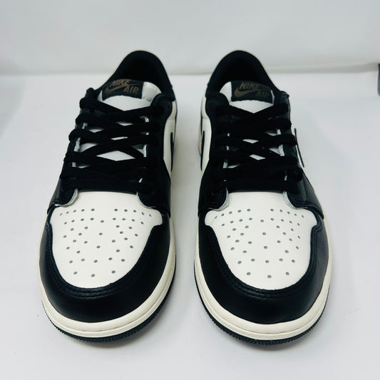 Jordan 1 Retro Low OG Mocha
