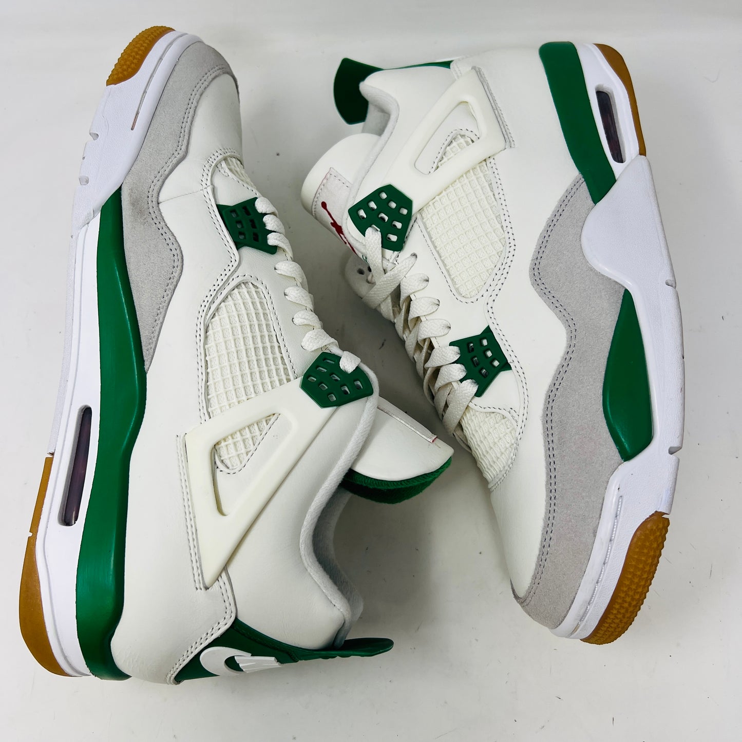 Jordan 4 Retro SB Pine Green