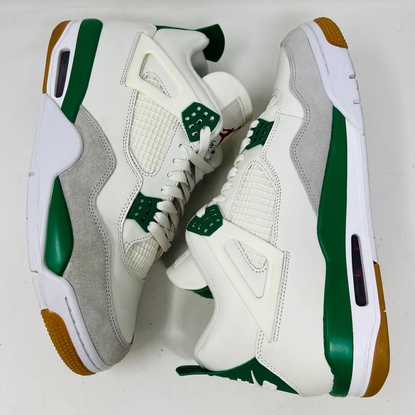 Jordan 4 Retro SB Pine Green