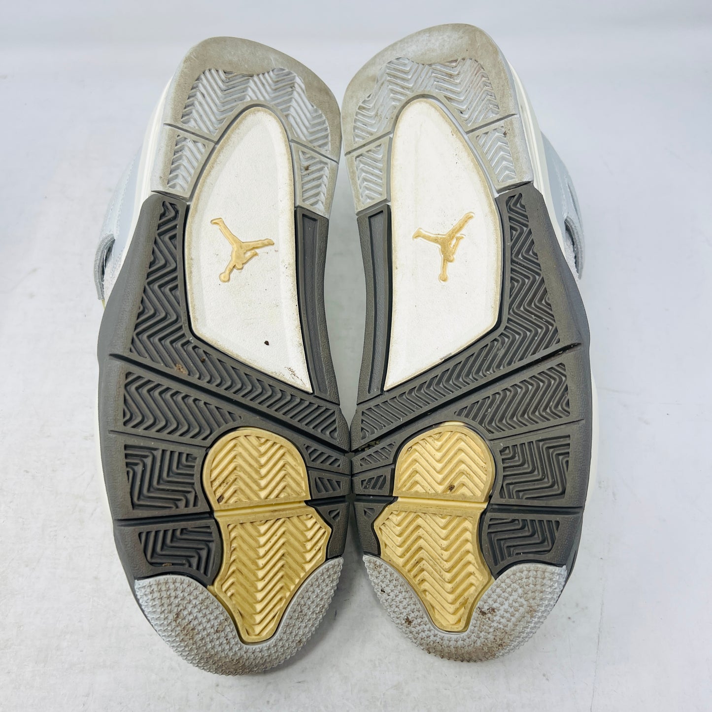 Jordan 4 Retro SE Craft Photon Dust