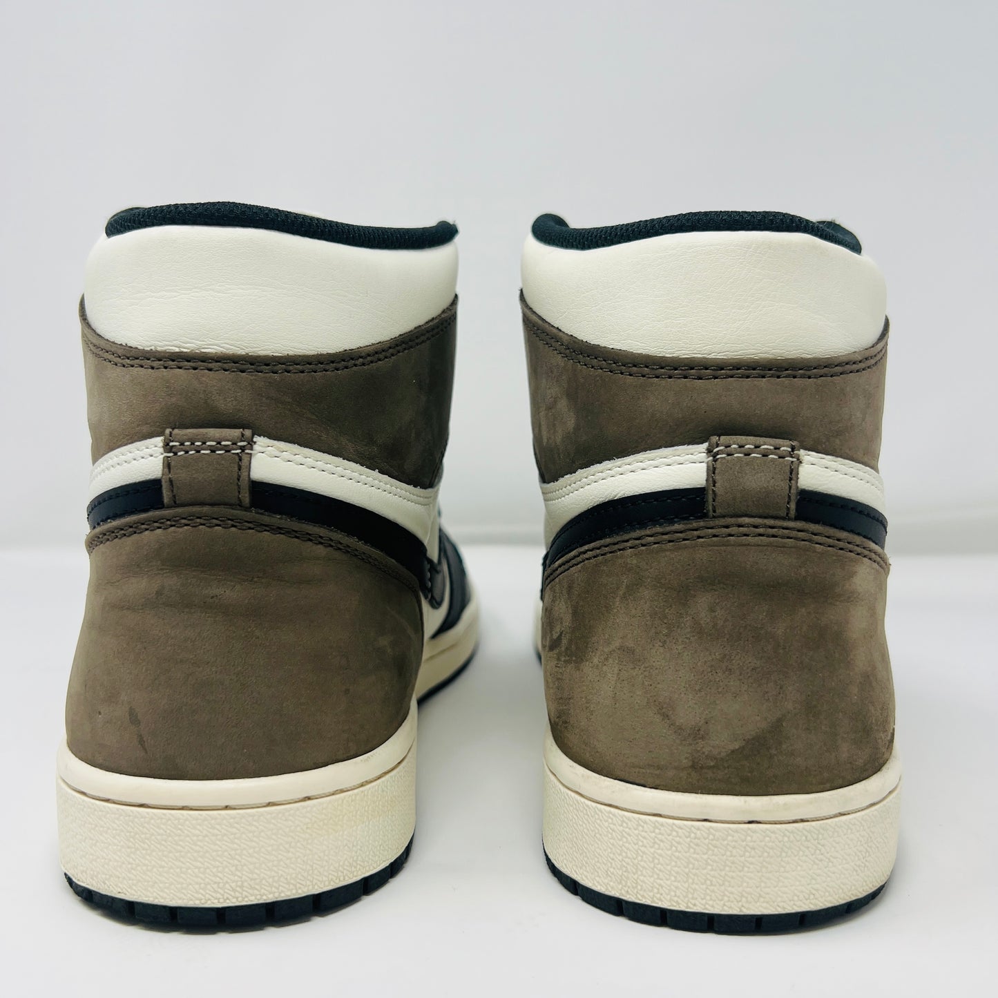 Jordan 1 Retro High Dark Mocha