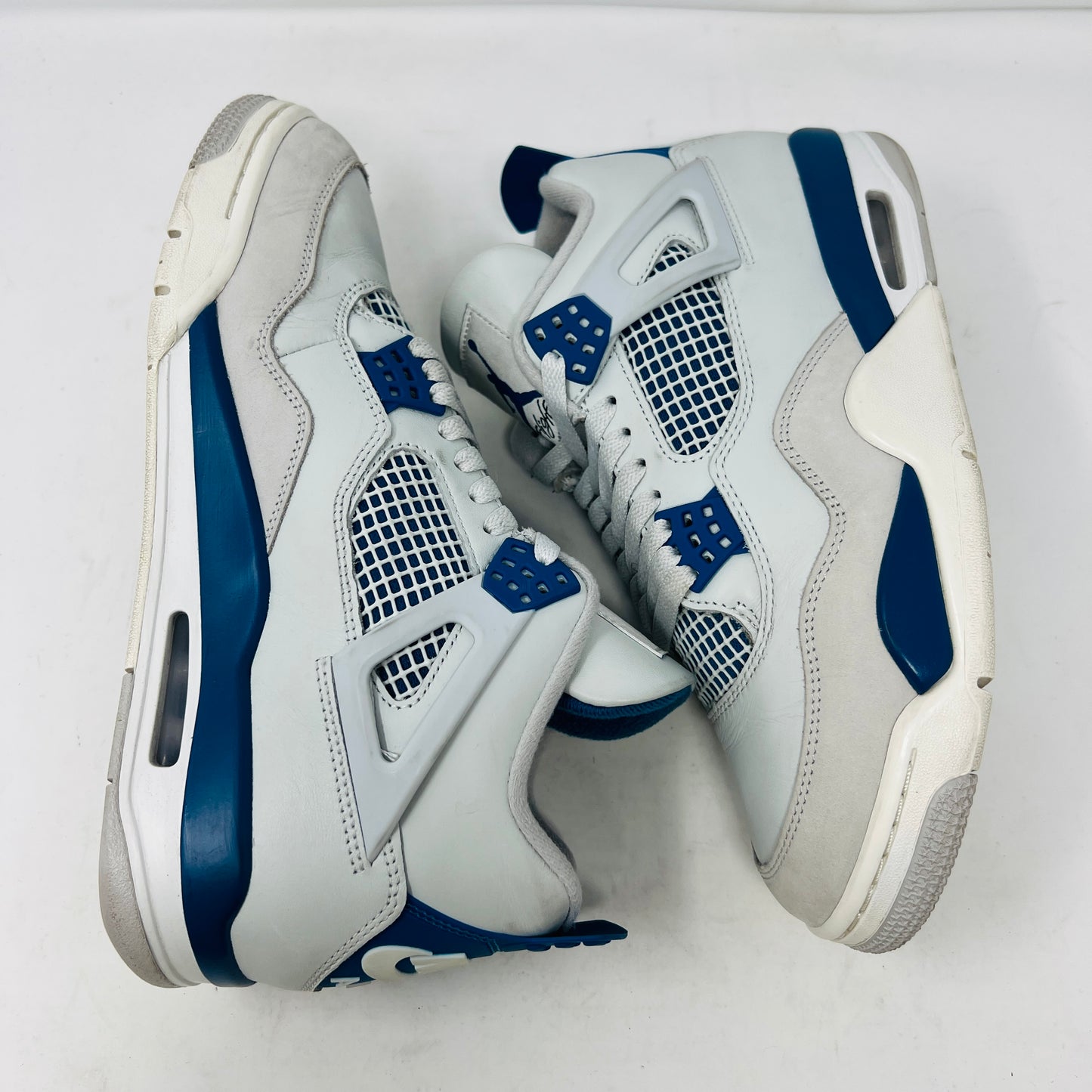Jordan 4 Retro Military Blue (2024)