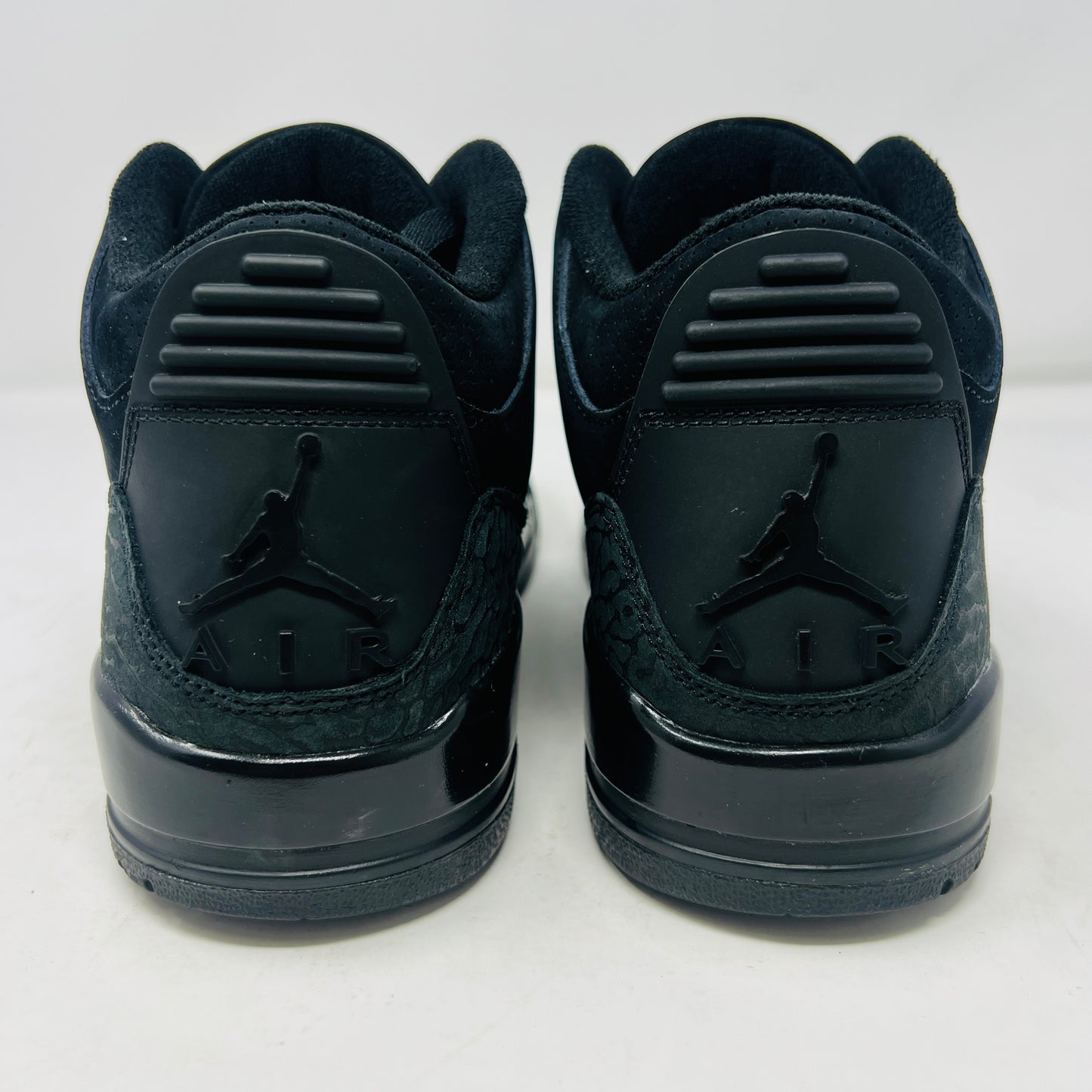 Jordan 3 Retro Black Cat (2025)