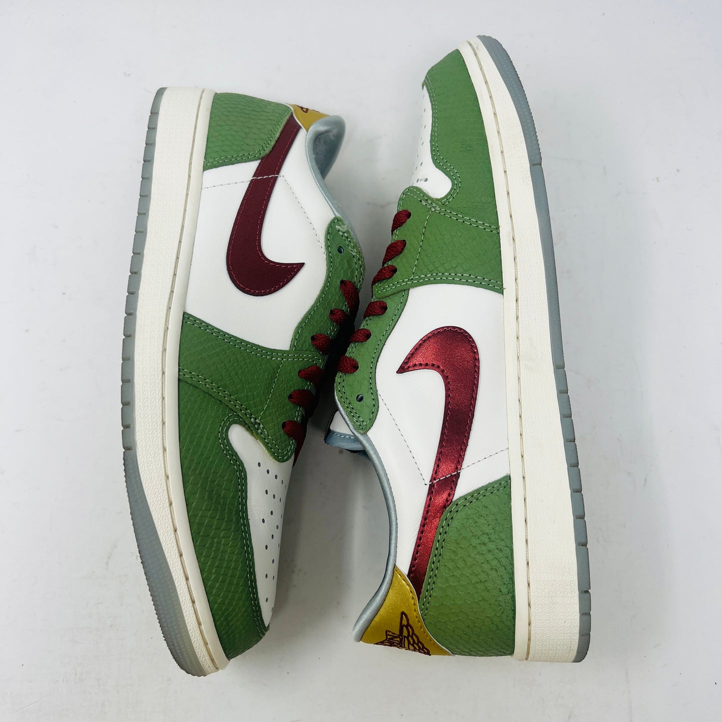 Jordan 1 Retro Low OG Year of the Dragon (2024)