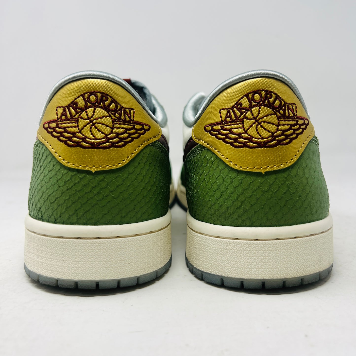 Jordan 1 Retro Low OG Year of the Dragon (2024)