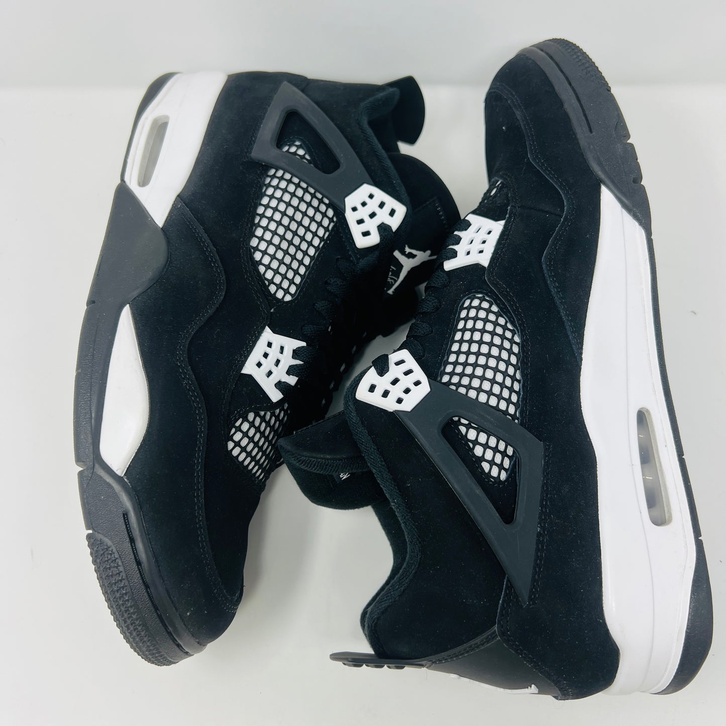 Jordan 4 Retro White Thunder