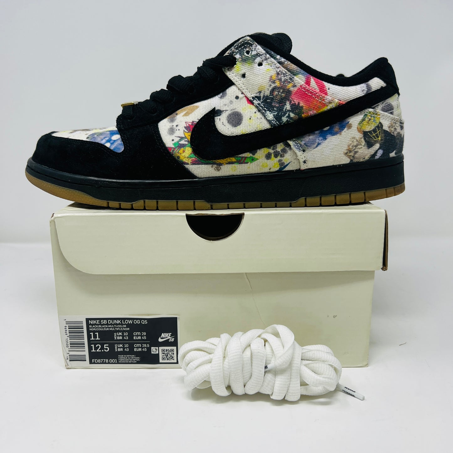 Nike SB Dunk Low Supreme Rammellzee