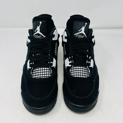 Jordan 4 Retro White Thunder