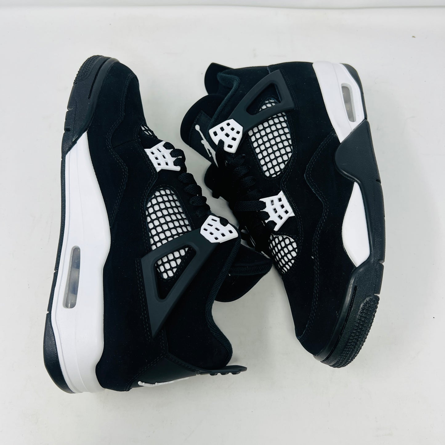 Jordan 4 Retro White Thunder