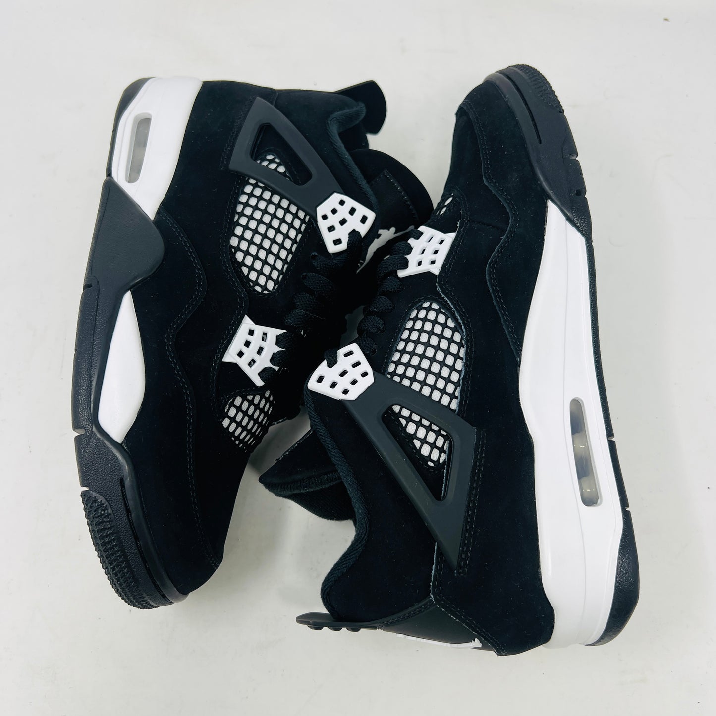 Jordan 4 Retro White Thunder