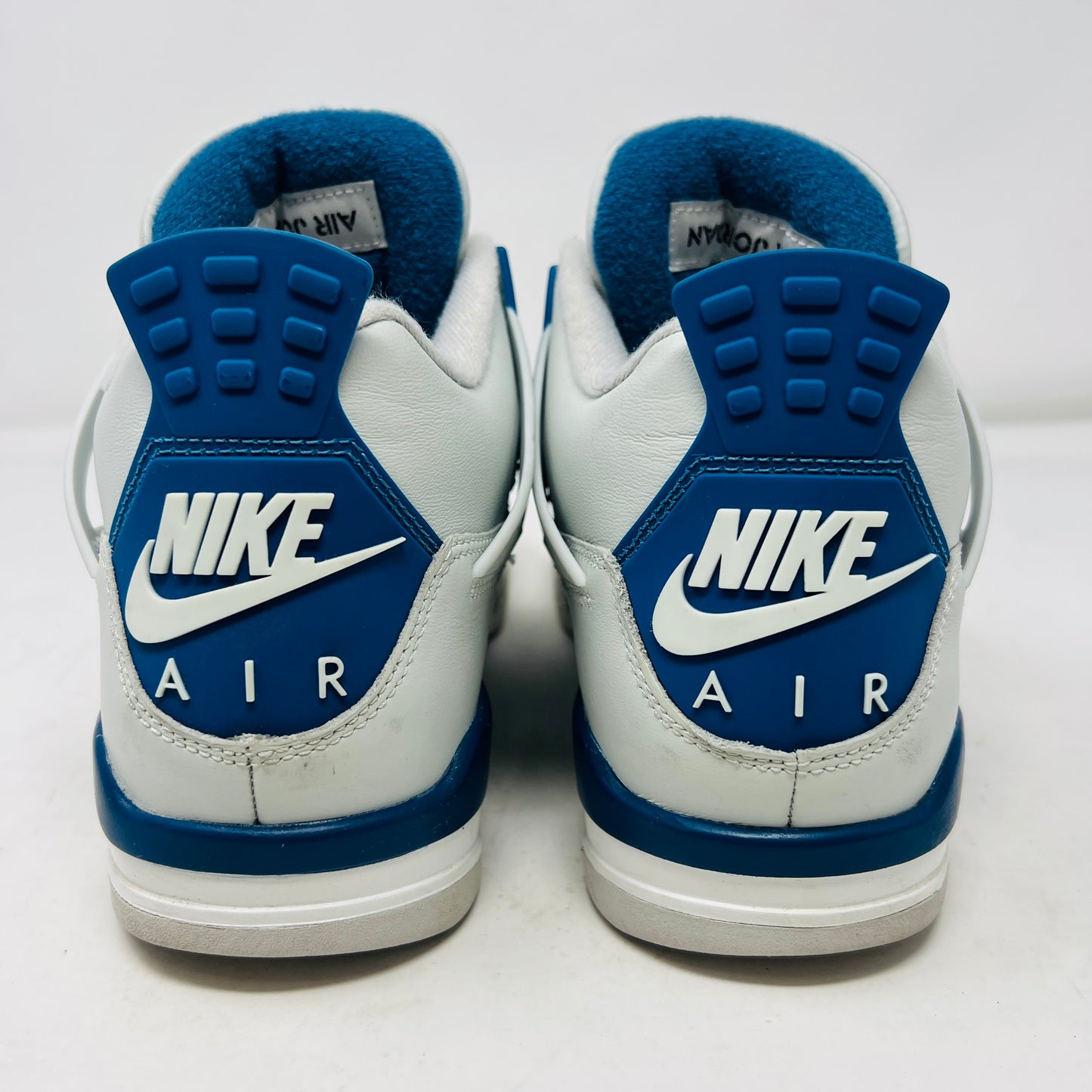 Jordan 4 Retro Military Blue (2024)