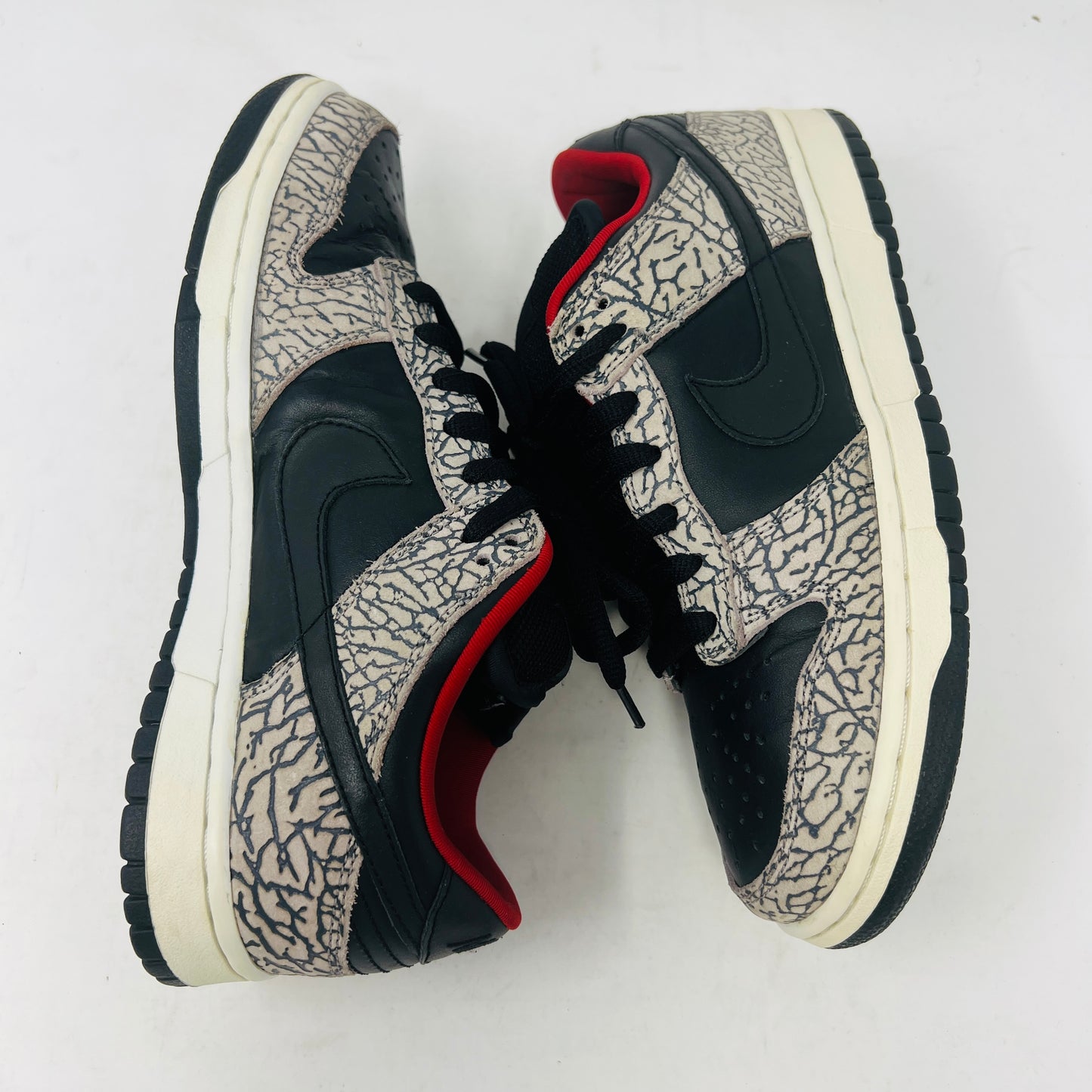 Nike SB Dunk Low Supreme Black Cement (2002)
