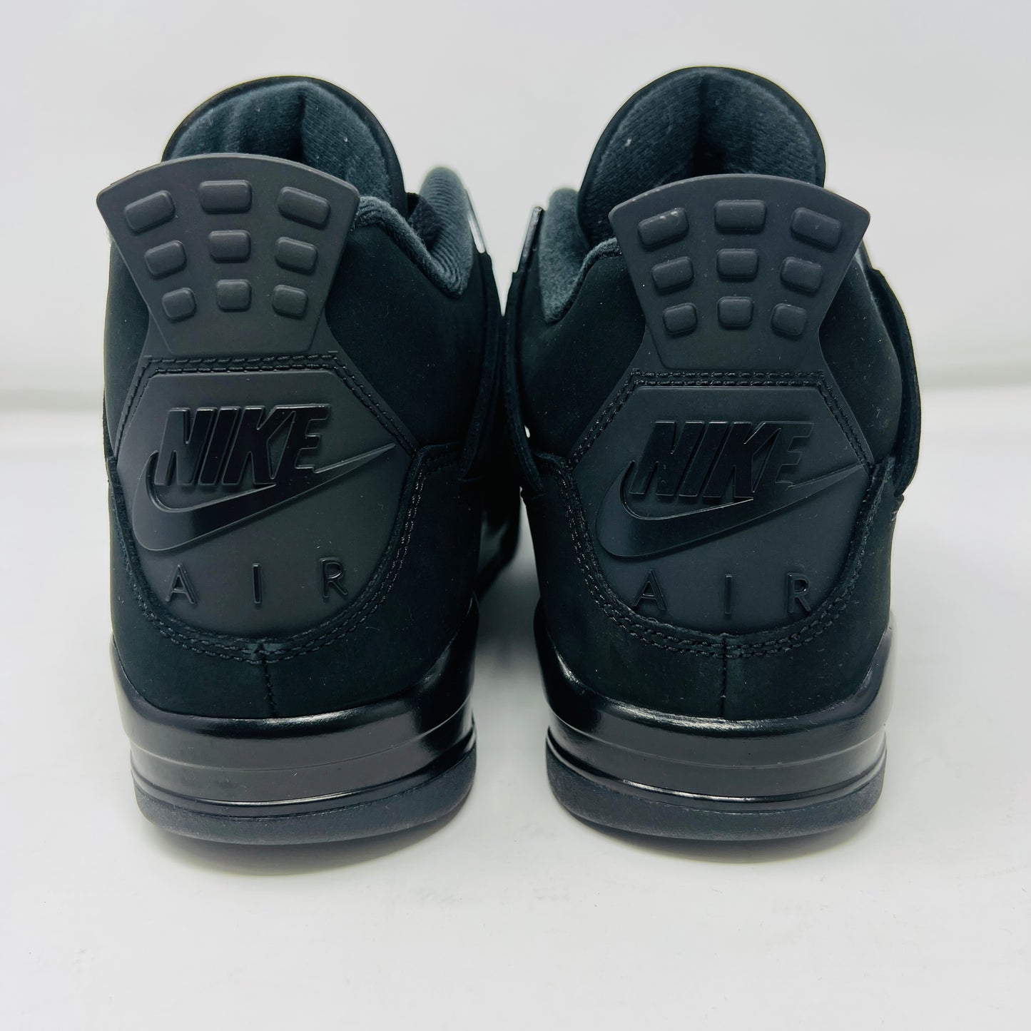 Jordan 4 Retro Black Cat (2025)