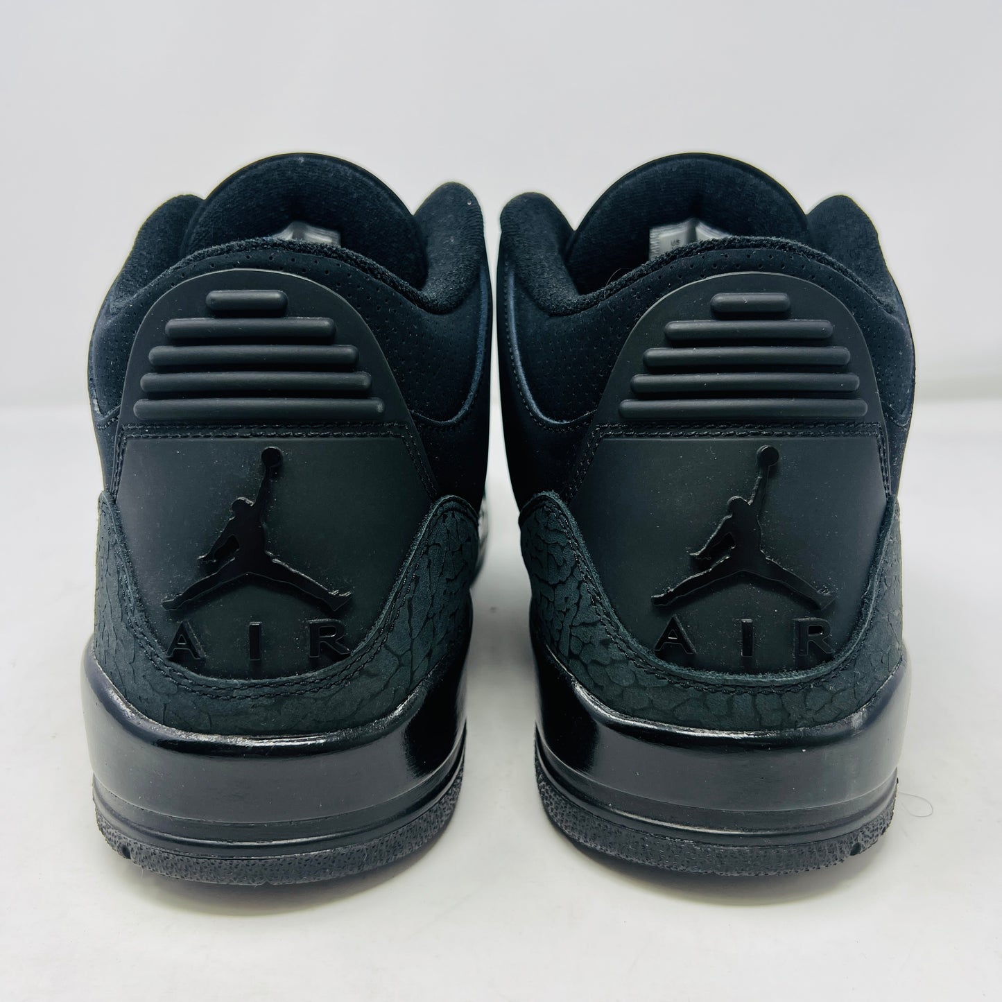 Jordan 3 Retro Black Cat (2025)